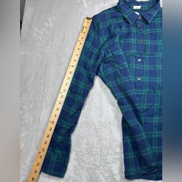 J.Crew Factory Women’s Lightweight Flannel Boy Fit Green Blue Plaid Button Top L - Picture 7 of 13